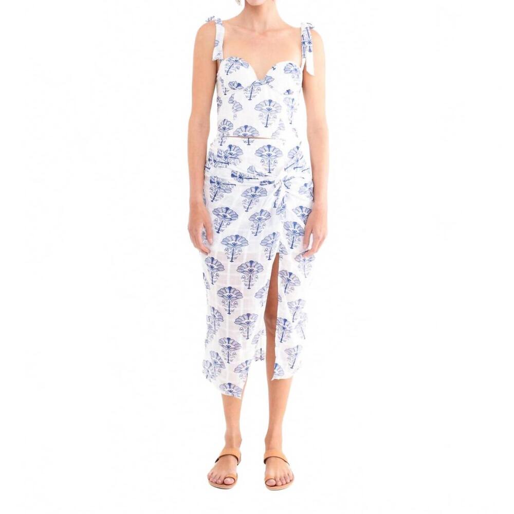NEW DESERT QUEEN mai cute away sarong skirt in blue lotus flower